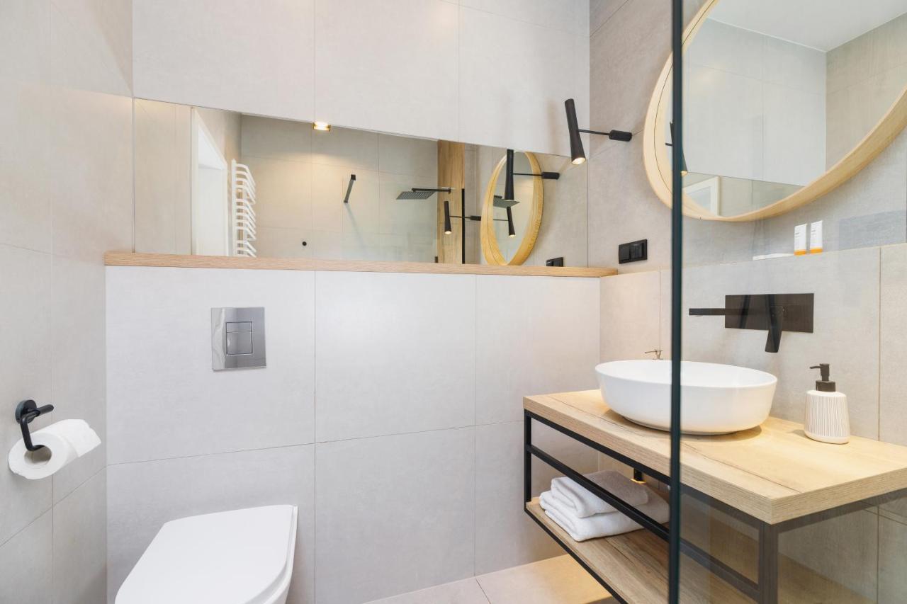 Apartament 3D Go By Noclegi Renters Cracóvia Exterior foto